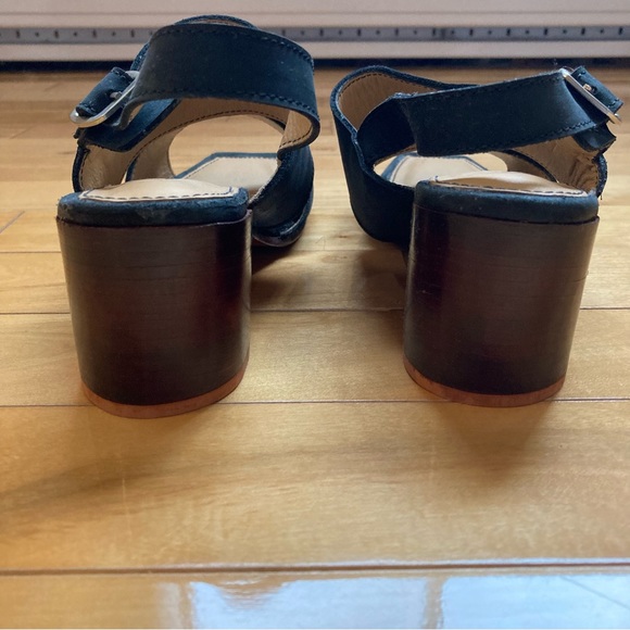 Adelante Serena Sandals, 8.5 - Picture 7 of 7